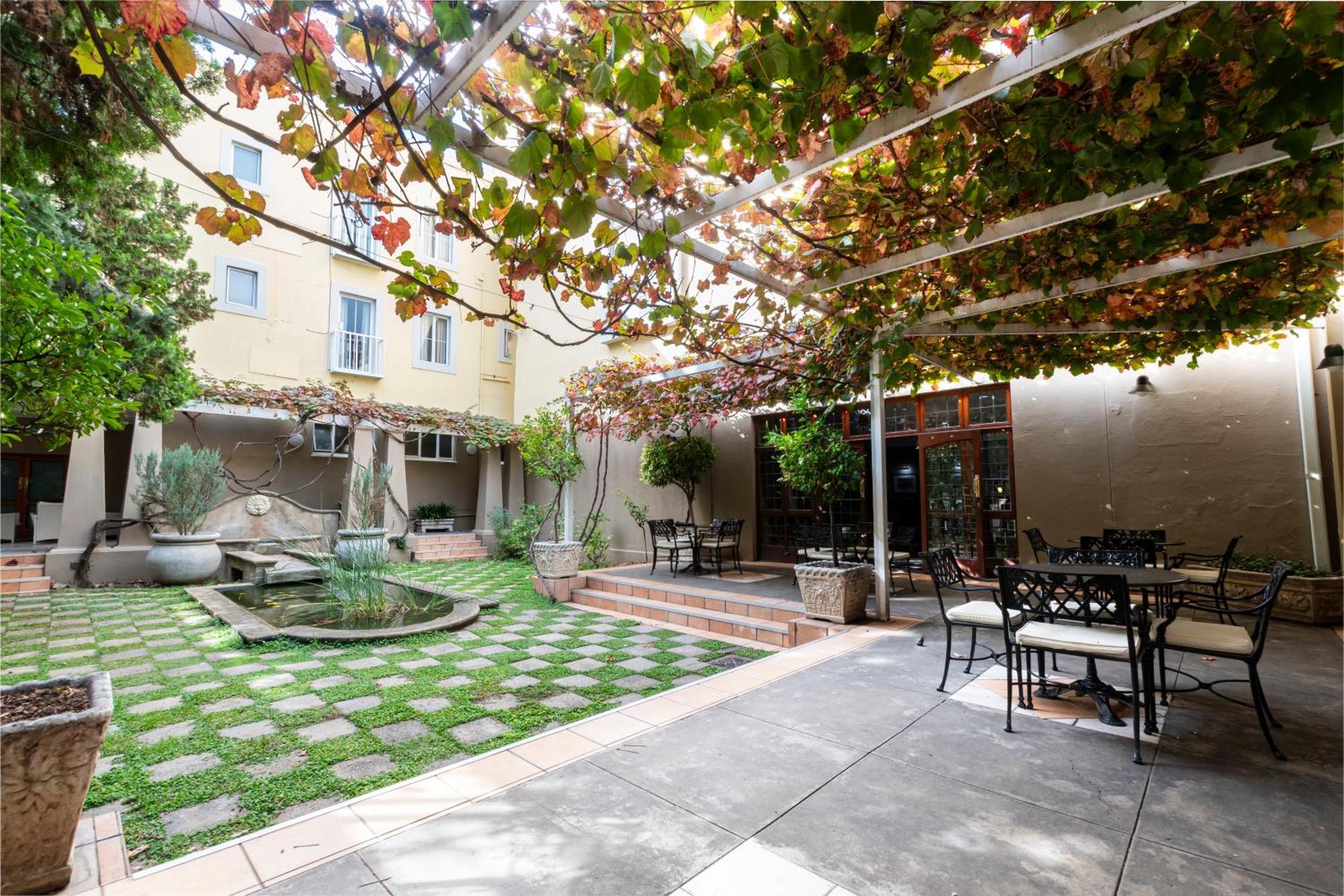 Queen'S Hotel By Bon Hotels Oudtshoorn Exteriér fotografie