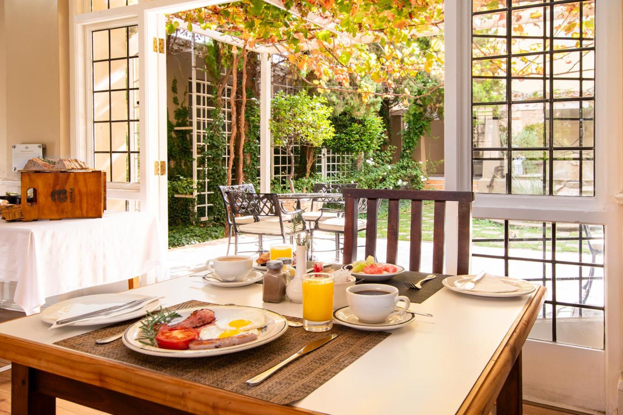 Queen'S Hotel By Bon Hotels Oudtshoorn Exteriér fotografie