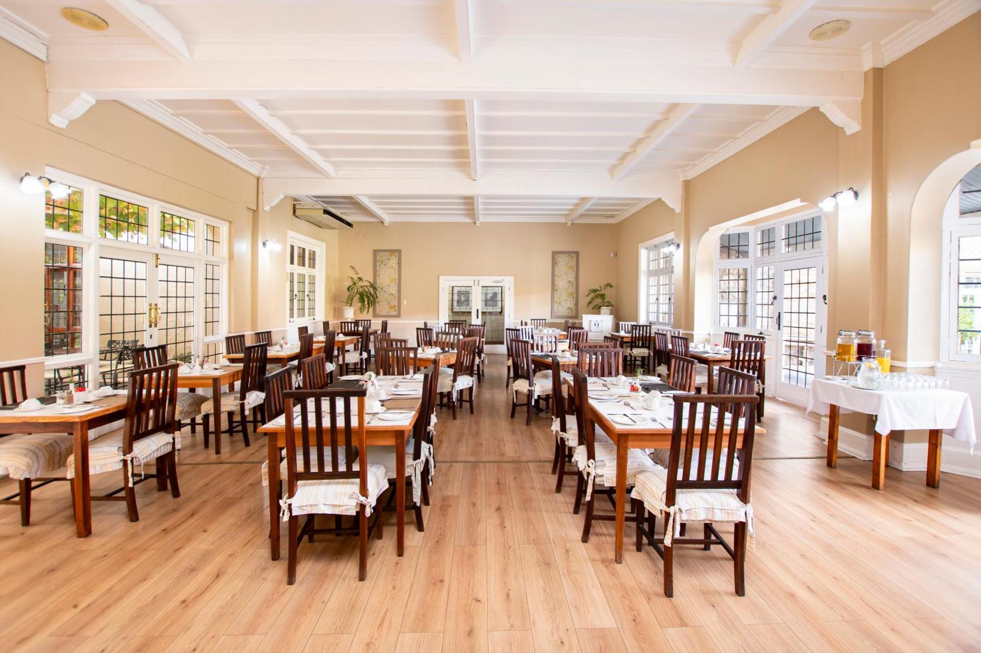 Queen'S Hotel By Bon Hotels Oudtshoorn Exteriér fotografie