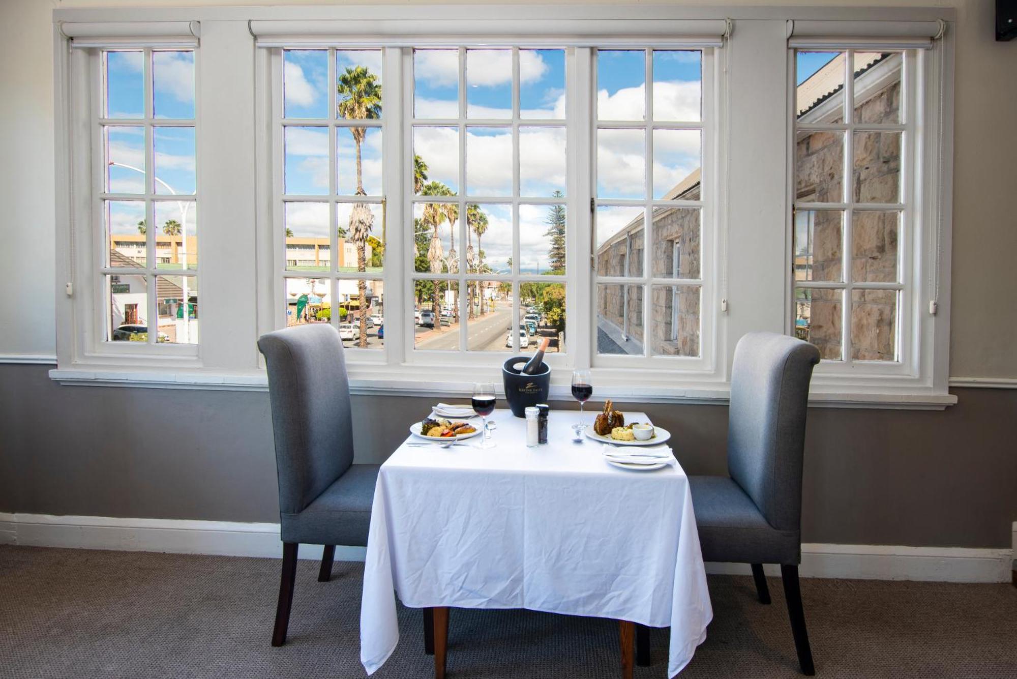Queen'S Hotel By Bon Hotels Oudtshoorn Exteriér fotografie