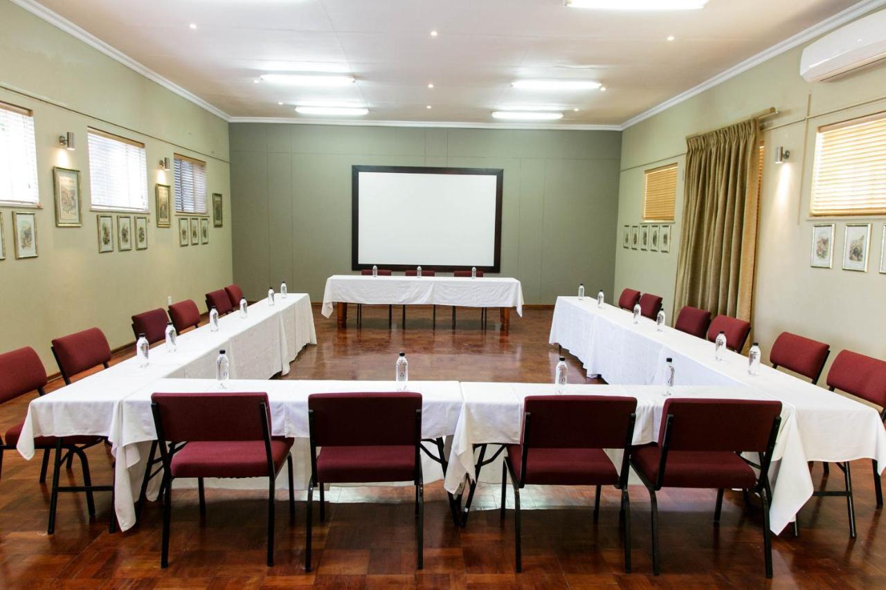 Queen'S Hotel By Bon Hotels Oudtshoorn Exteriér fotografie